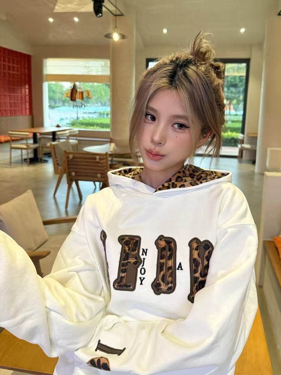 美式复古豹纹刺绣字母连帽卫衣女2025秋冬新款加绒加厚通勤上衣