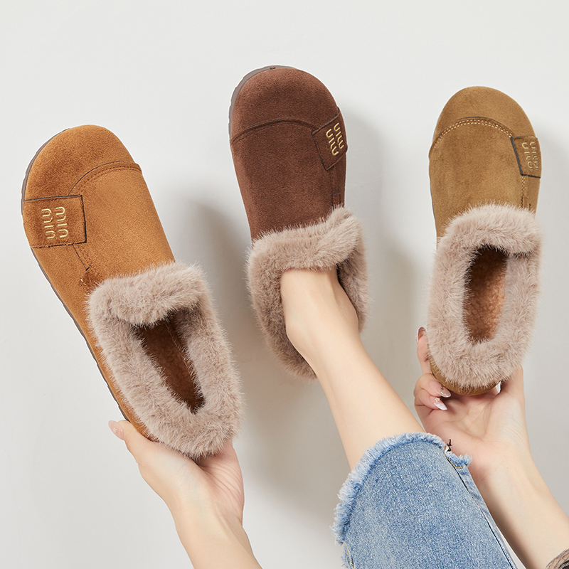 2025冬季新款女士一脚蹬豆豆鞋加绒加厚舒适保暖防滑软底妈妈鞋