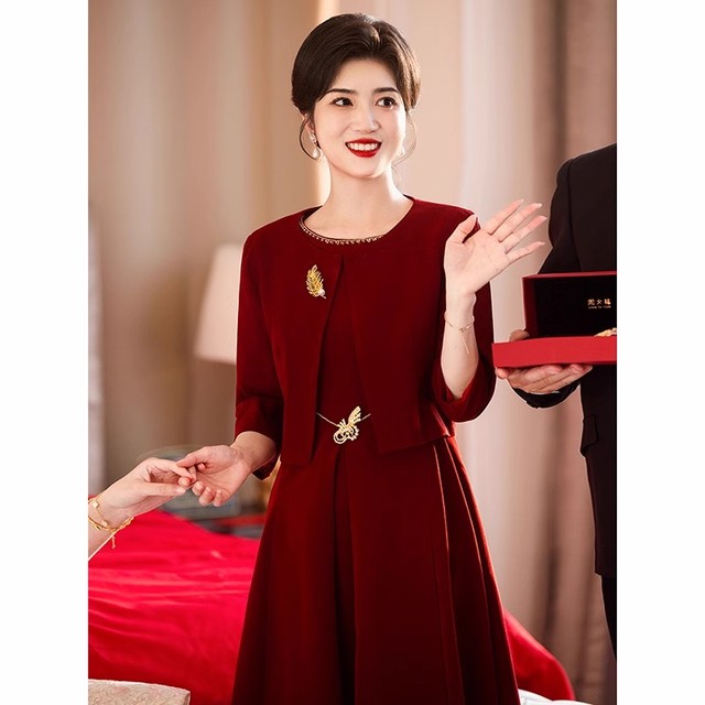 妈妈婚宴礼服套装2025新款高端轻奢高级感两件套春秋结婚喜婆婆装