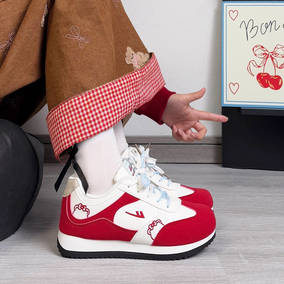 回力多巴胺德训鞋女2025秋季新款复古鞋子女百搭芭蕾云朵泡芙板鞋