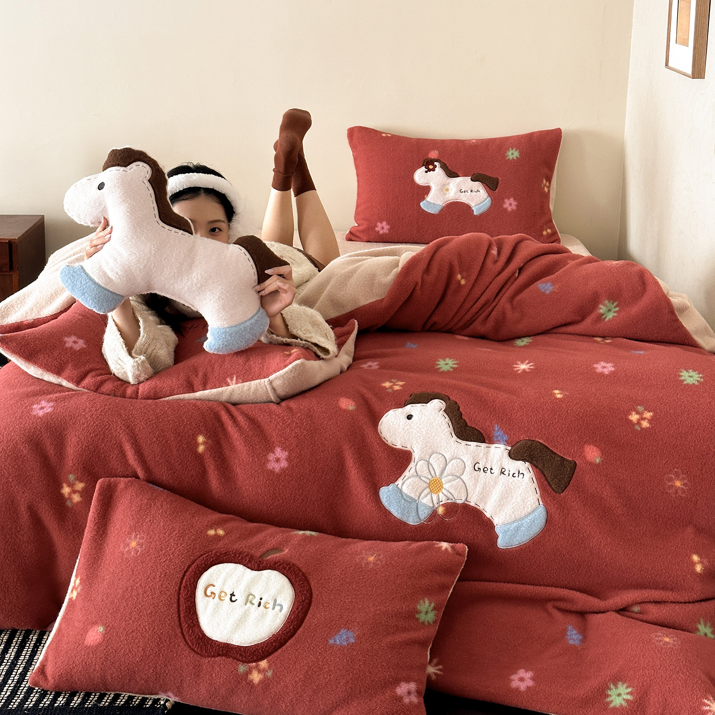 马年限定牛奶绒四件套本命年红色ins风可爱高级感马图案床上用品