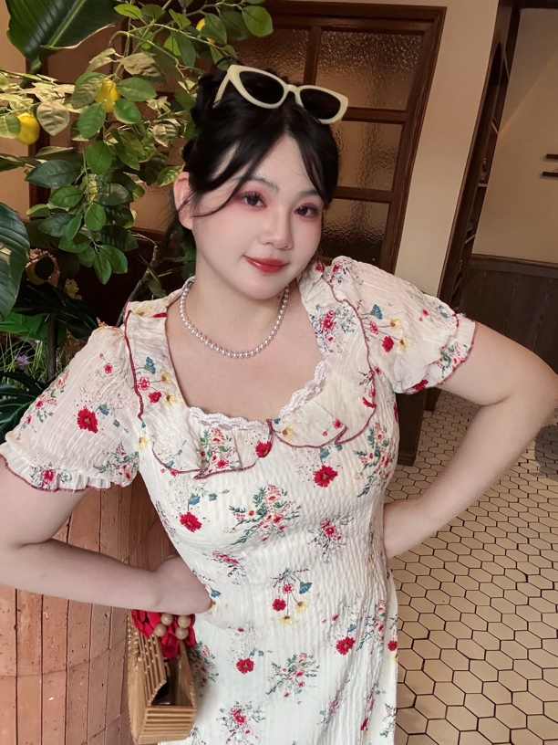 哒头.studio【蔷薇花事】微胖mm大码方领碎花连衣裙高腰泡泡袖显瘦