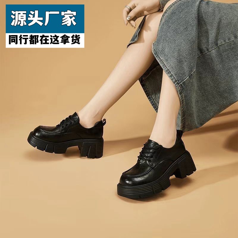 梵乐芬女鞋2025秋季新款厚底轻便松糕底英伦风低帮防滑超软乐福鞋