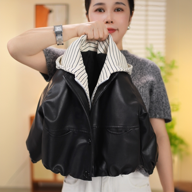 新款欧美风短款男童夹克韩版冬季学院风百搭宽松洋气条子加绒皮衣