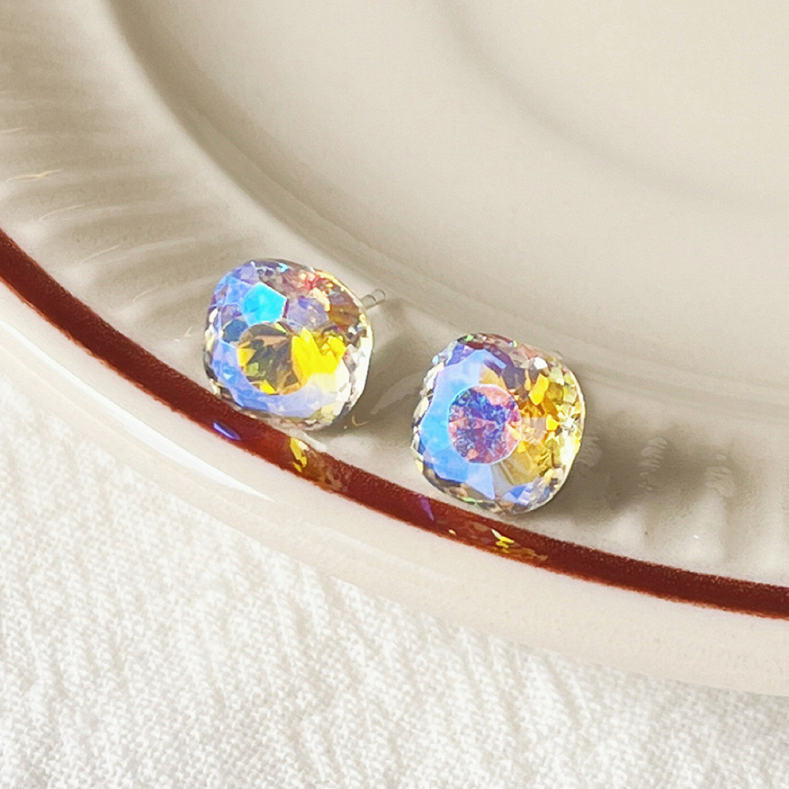 铜合金锆石耳饰 爆闪千禧玫瑰切耳钉个性锆石精致养耳洞华子耳钉