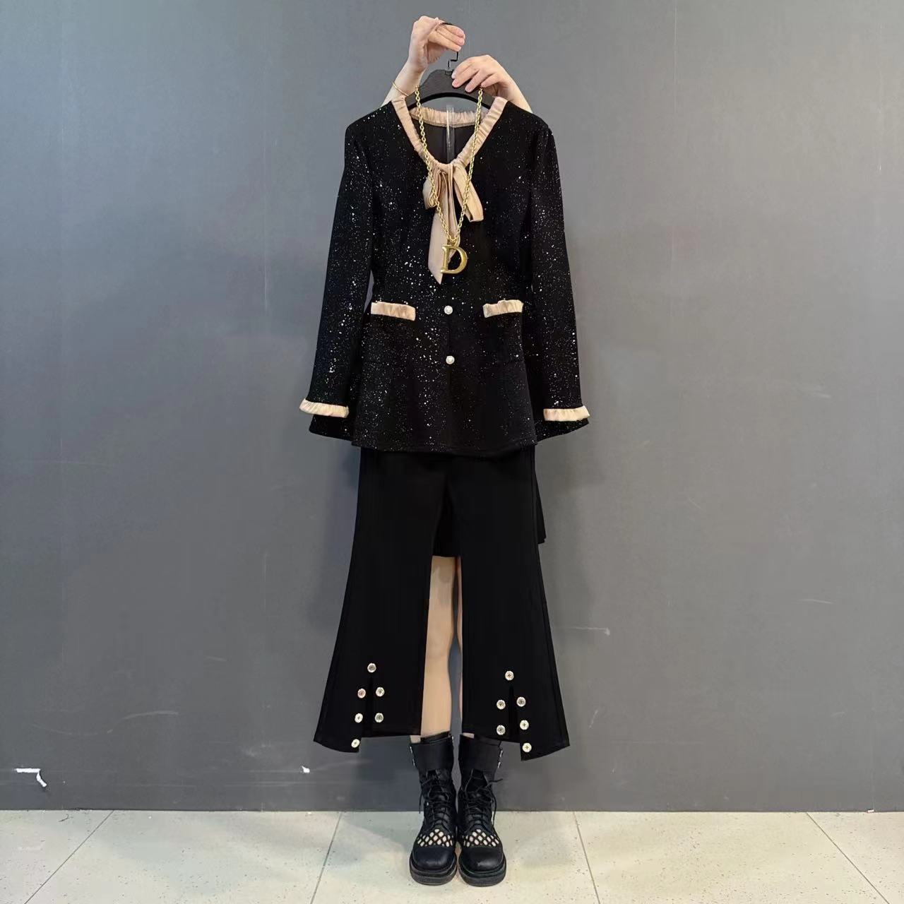 大码胖ＭＭ蝴蝶结领细闪上衣微喇叭裤洋气套装（可单拍）