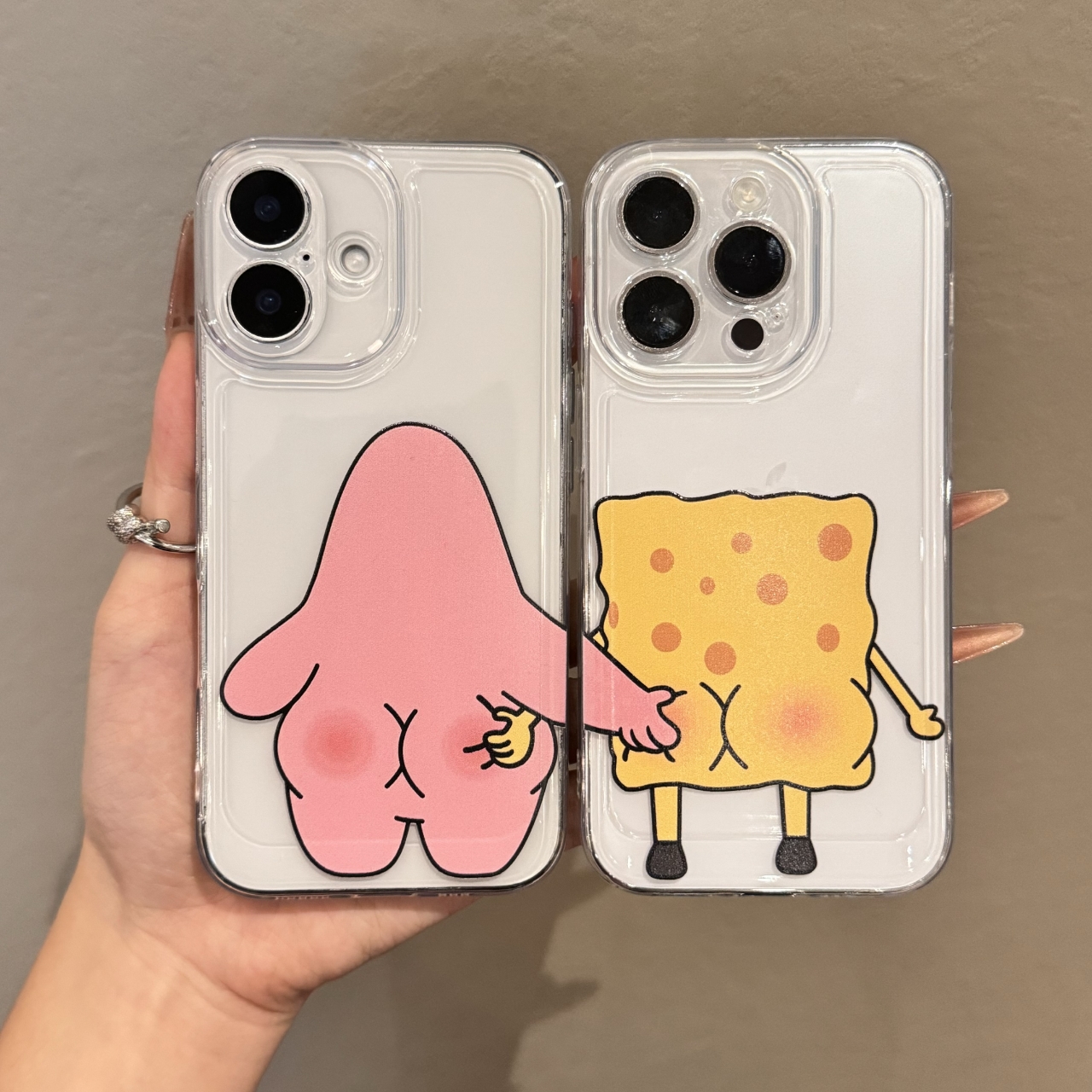 海绵宝宝适用苹果17/16promax情侣手机壳15太空壳小米华为14防摔