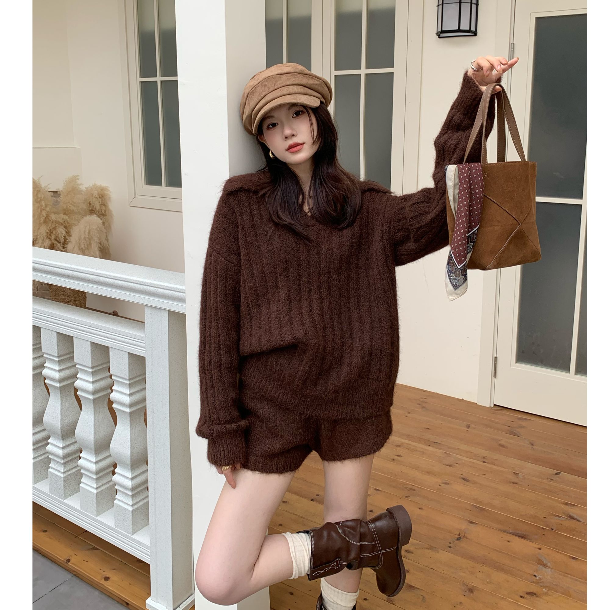 森系INS风休闲风时尚套装宽松上衣气质翻领秋冬坑条短裤两件套潮