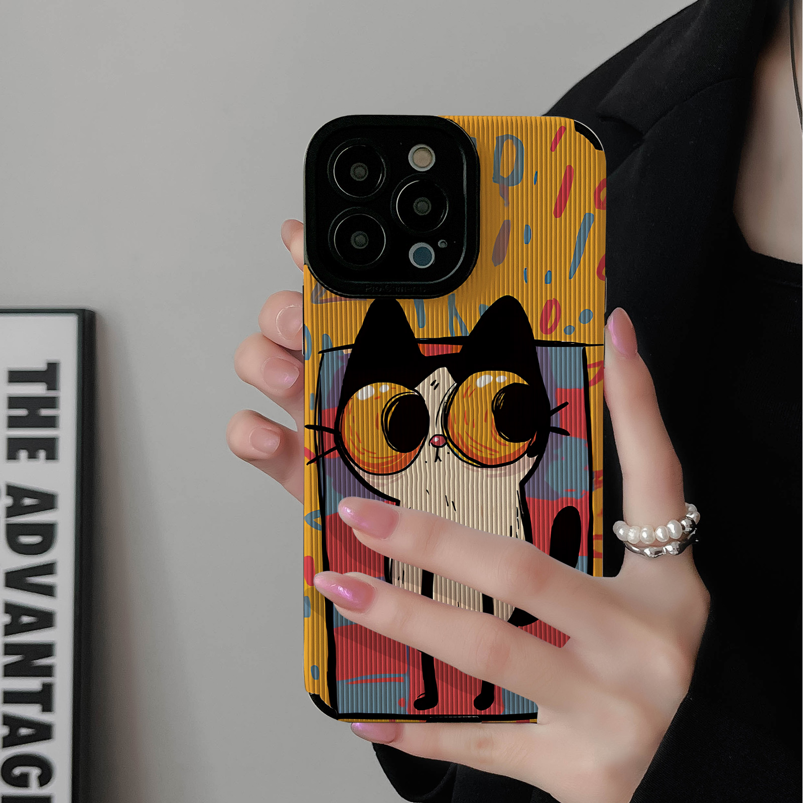 竖条纹彩色涂鸦适用于苹果手机壳网红同款数码配件男女小众高级感