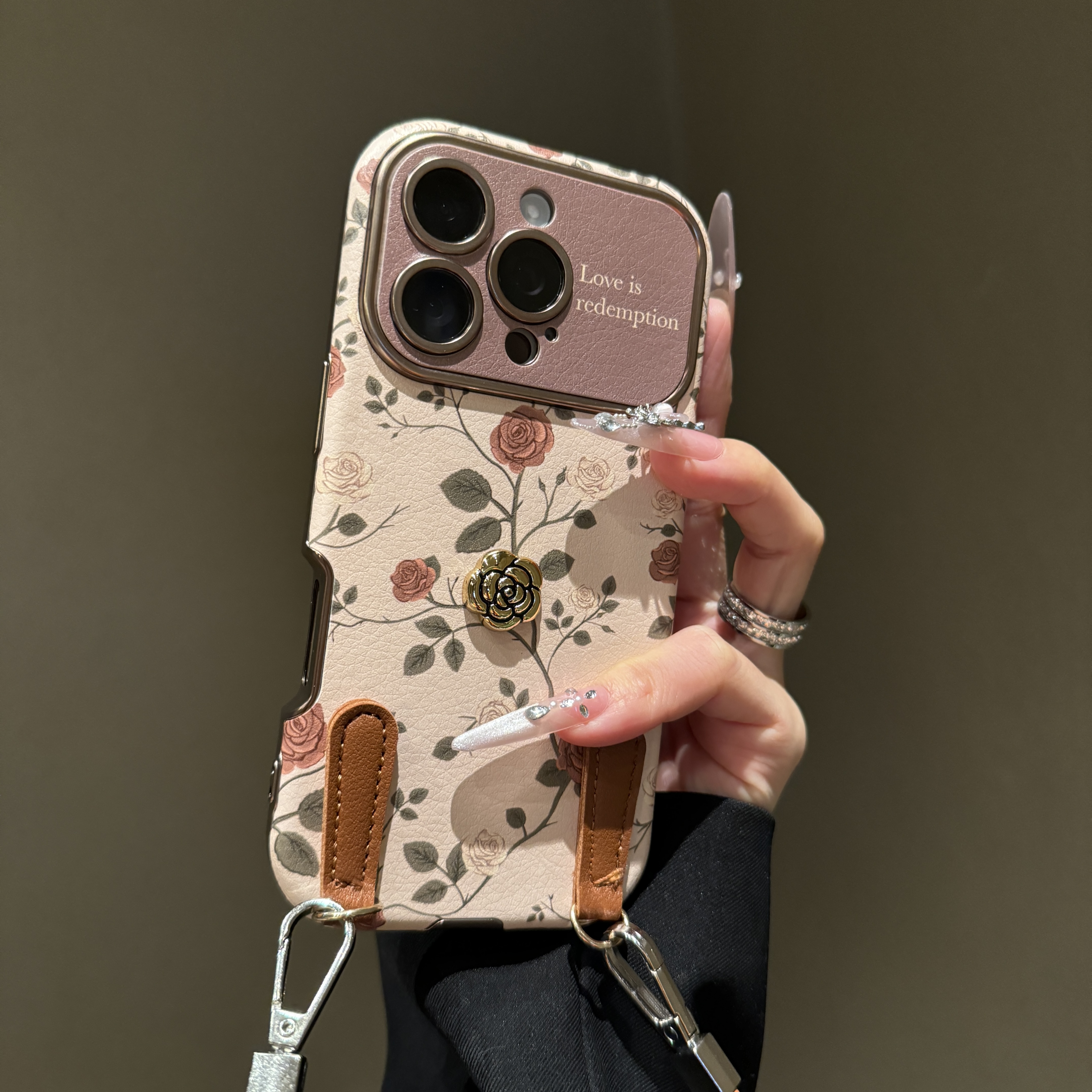 复古法式山茶花适用苹果17promax手机壳iPhone16挂绳15轻奢14网红