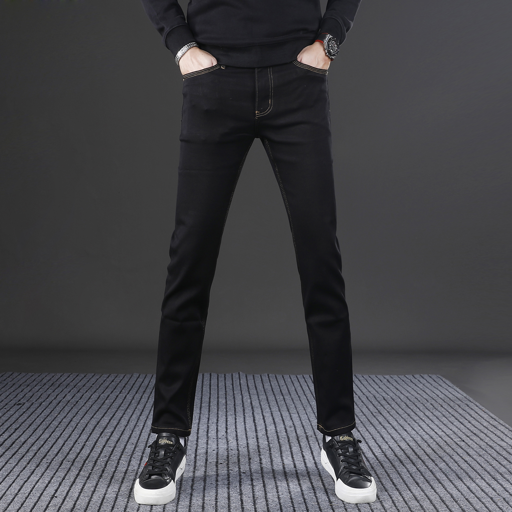 轻奢九分男士牛仔裤男装秋季款爆款2025新款修身小脚休闲裤子男款