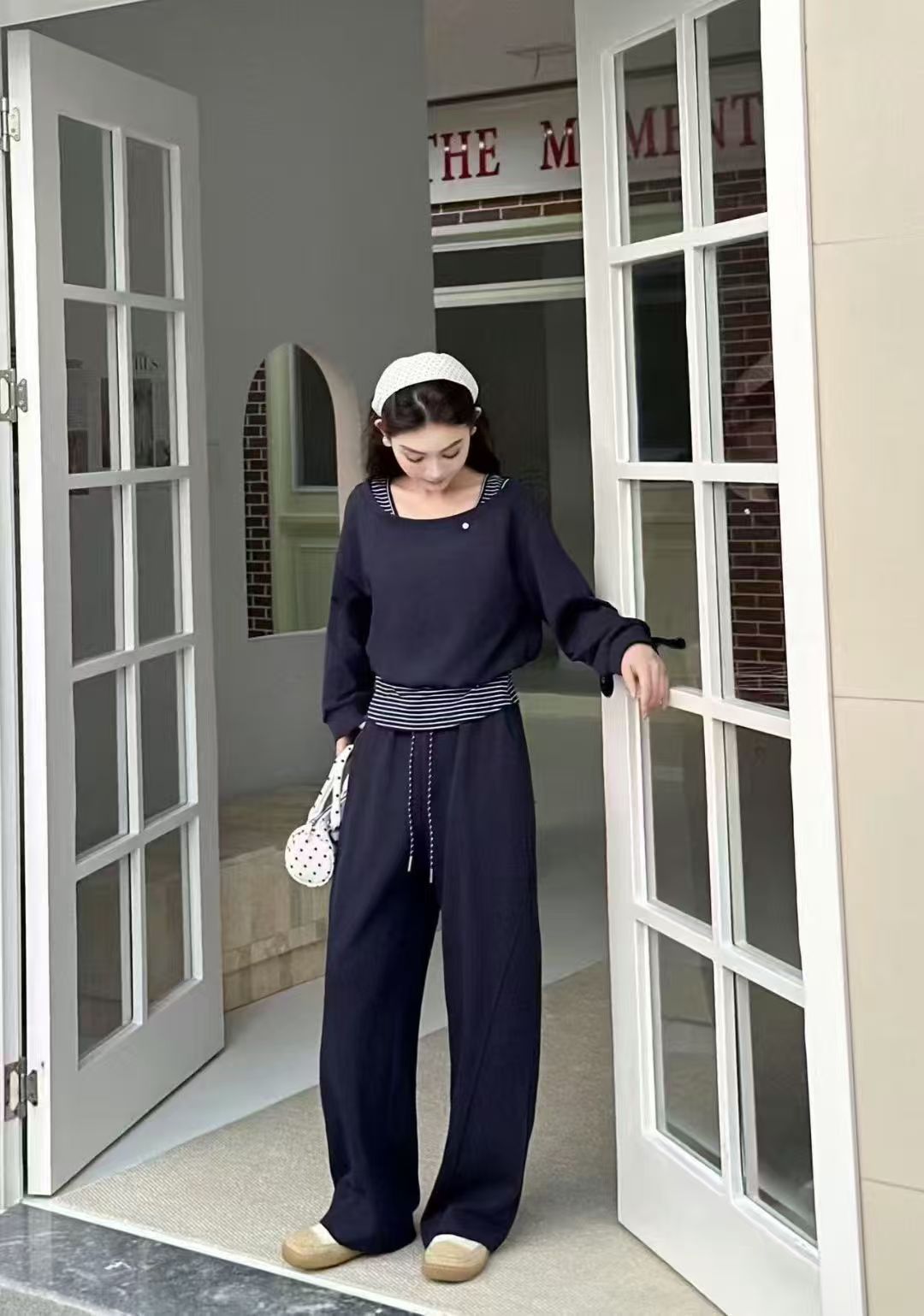 条纹长袖露肩卫衣+阔腿裤女2025秋季新款韩版时尚减龄休闲套装