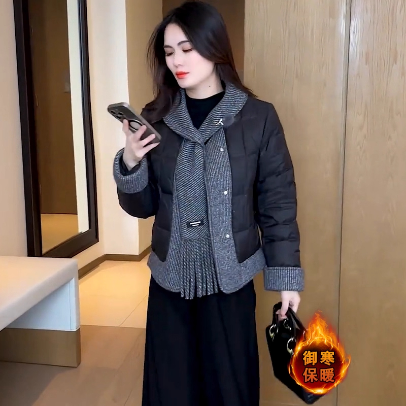 时尚加厚保暖棉服女2025冬季新款洋气显瘦保暖拼接围巾领棉衣外套