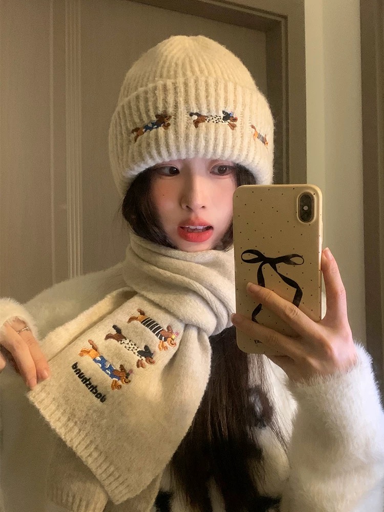 韩版可爱腊肠狗围巾女冬季潮流百搭围巾保暖针织围脖