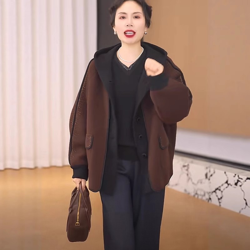 妈妈秋装针织外套洋气时尚2025新款50岁中老年女秋冬红色呢子大衣