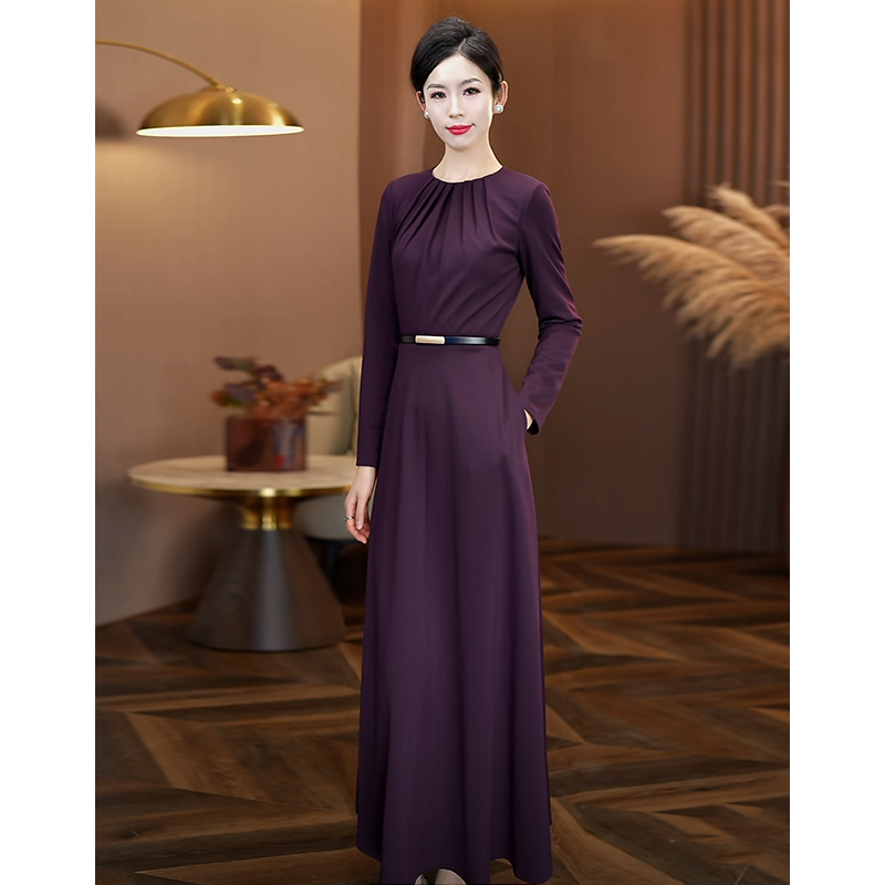 2025春季新款连衣裙女修身显瘦高级感气质长裙出游洋气大摆裙子