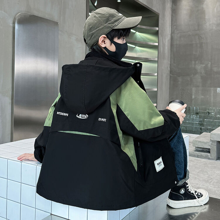 儿童装男童冲锋衣三合一可拆卸2025新款大童春秋款男孩秋季外套潮