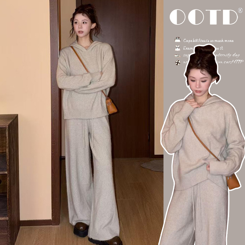 孕妇装秋冬装极简风休闲大码阔腿裤两件套孕期针织毛衣设计感套装