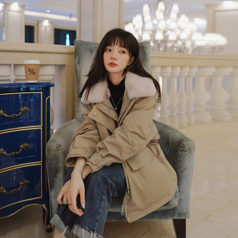 韩系工装风抽绳派克服女2025冬季新款复古甜酷风加绒加厚棉服外套