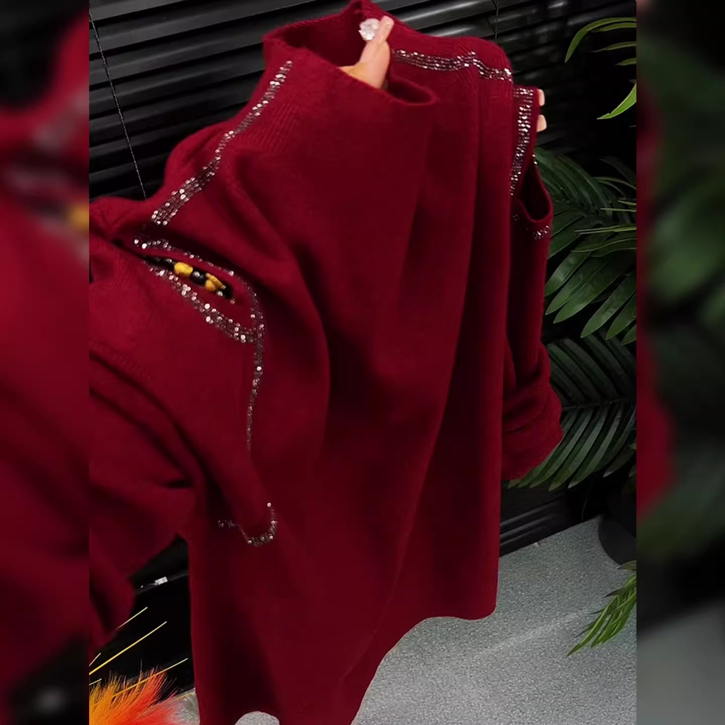 韩系时尚长袖露肩立领上衣女2025秋季大码显瘦慵懒宽松显白针织衫