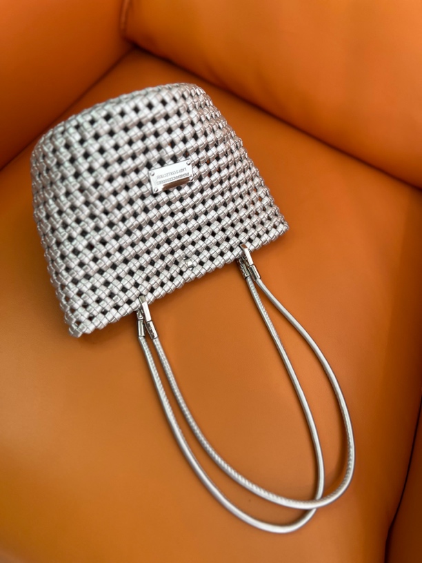 银色贝壳包 成品如图 非成品 材料包 有教程 下单后私信领取教程