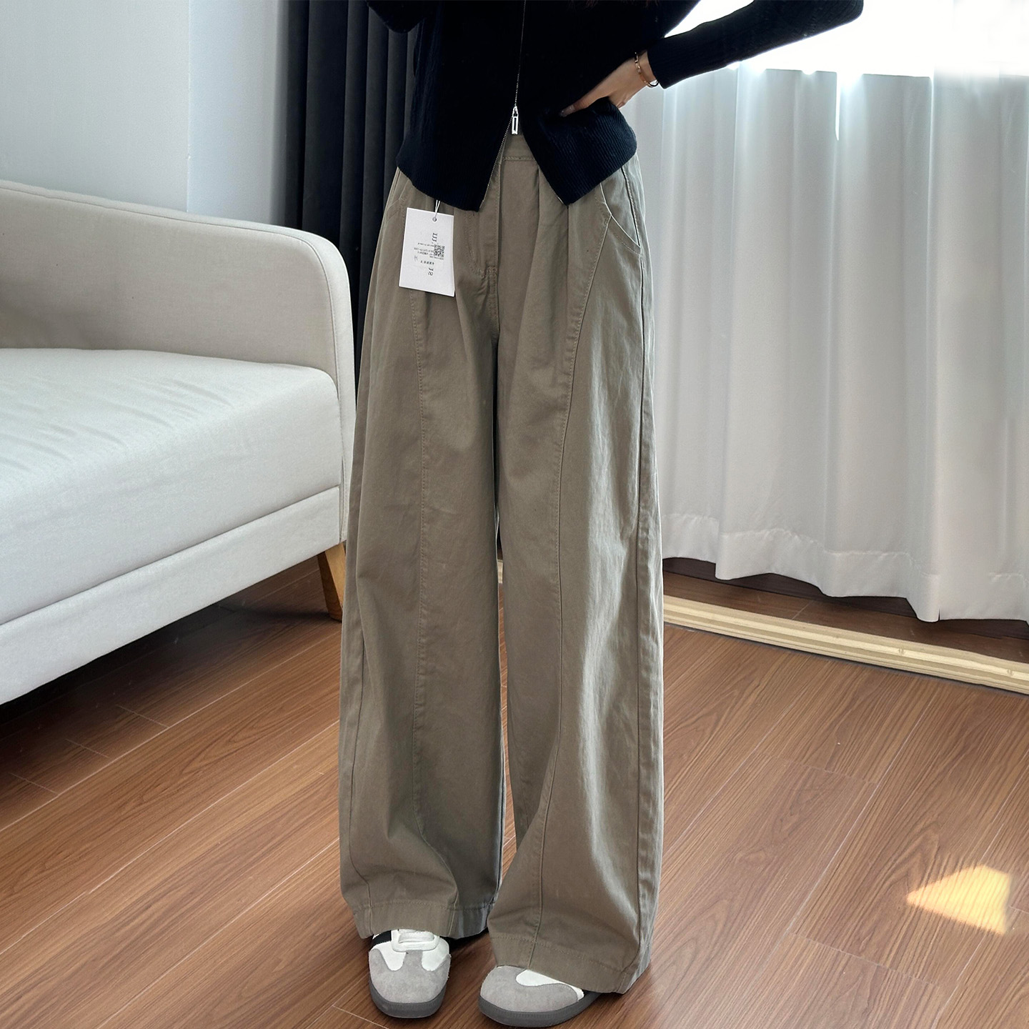 复古卡其色休闲阔腿裤女秋季新款宽松显瘦松紧腰设计感美式弯刀裤