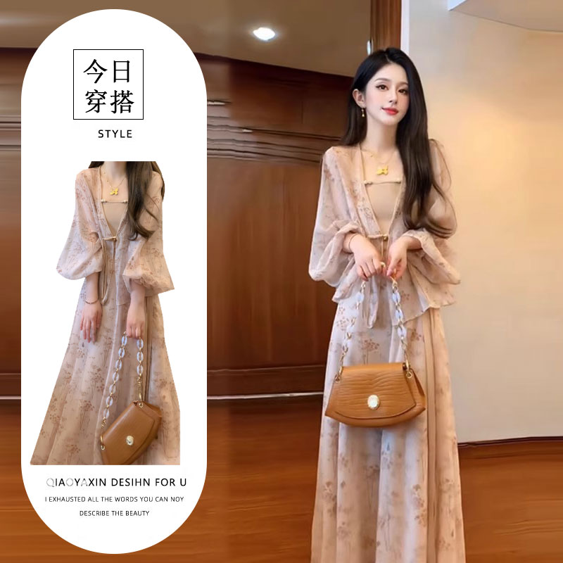 新中式气质改良汉服三件套女装2025秋季新款气质碎花国风开衫半裙