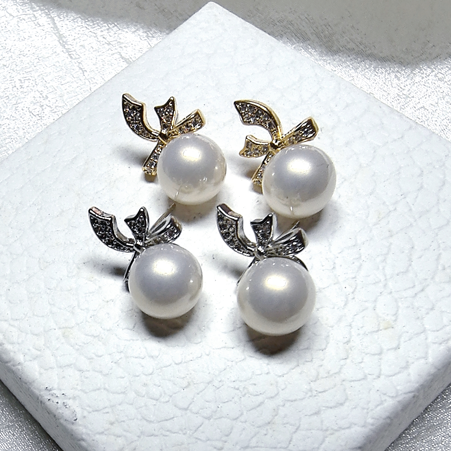 铜合金仿珍珠耳饰 欧美风几何白色日韩简约风女耳钉轻奢耳钩精致