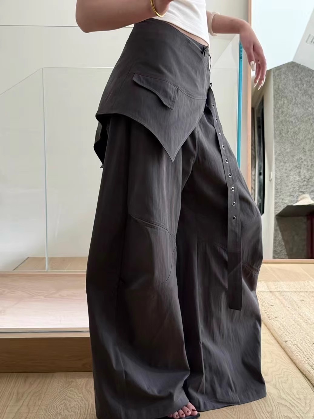 “搭片腰扣”设计感港风帅气废土风休闲屁帘裤叠穿感遮臀显瘦纯色