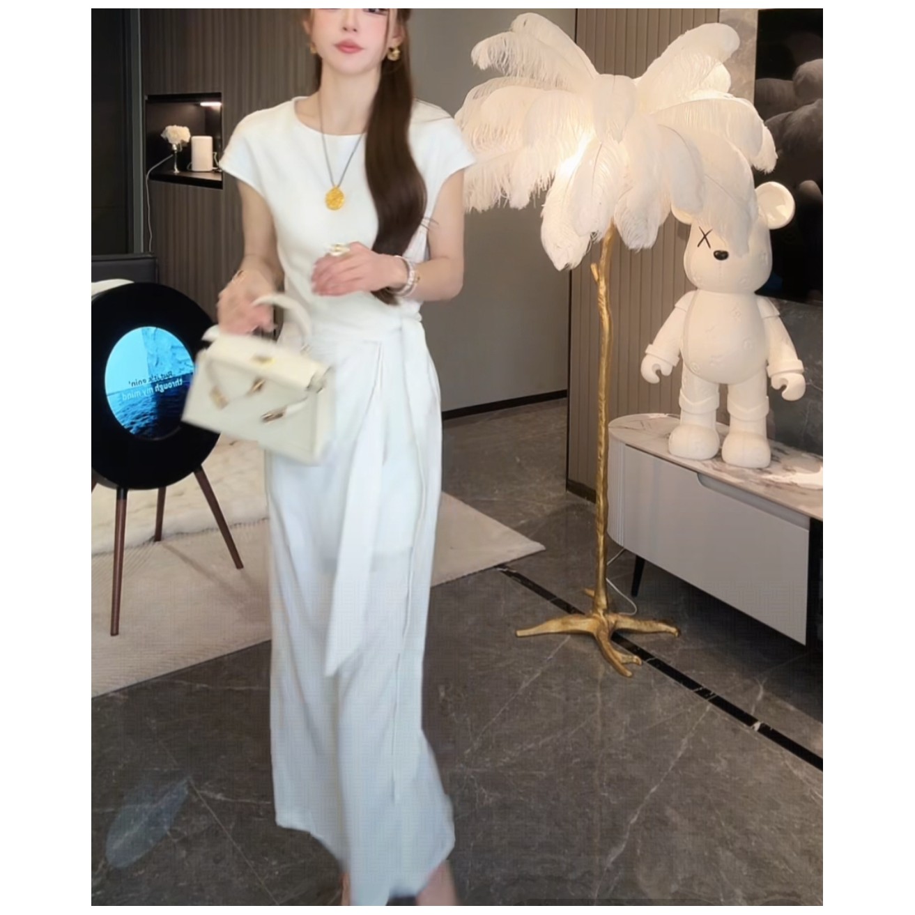 极简老钱风法式优雅亚麻连衣裙女2025夏季新款洋气收腰显瘦长裙子