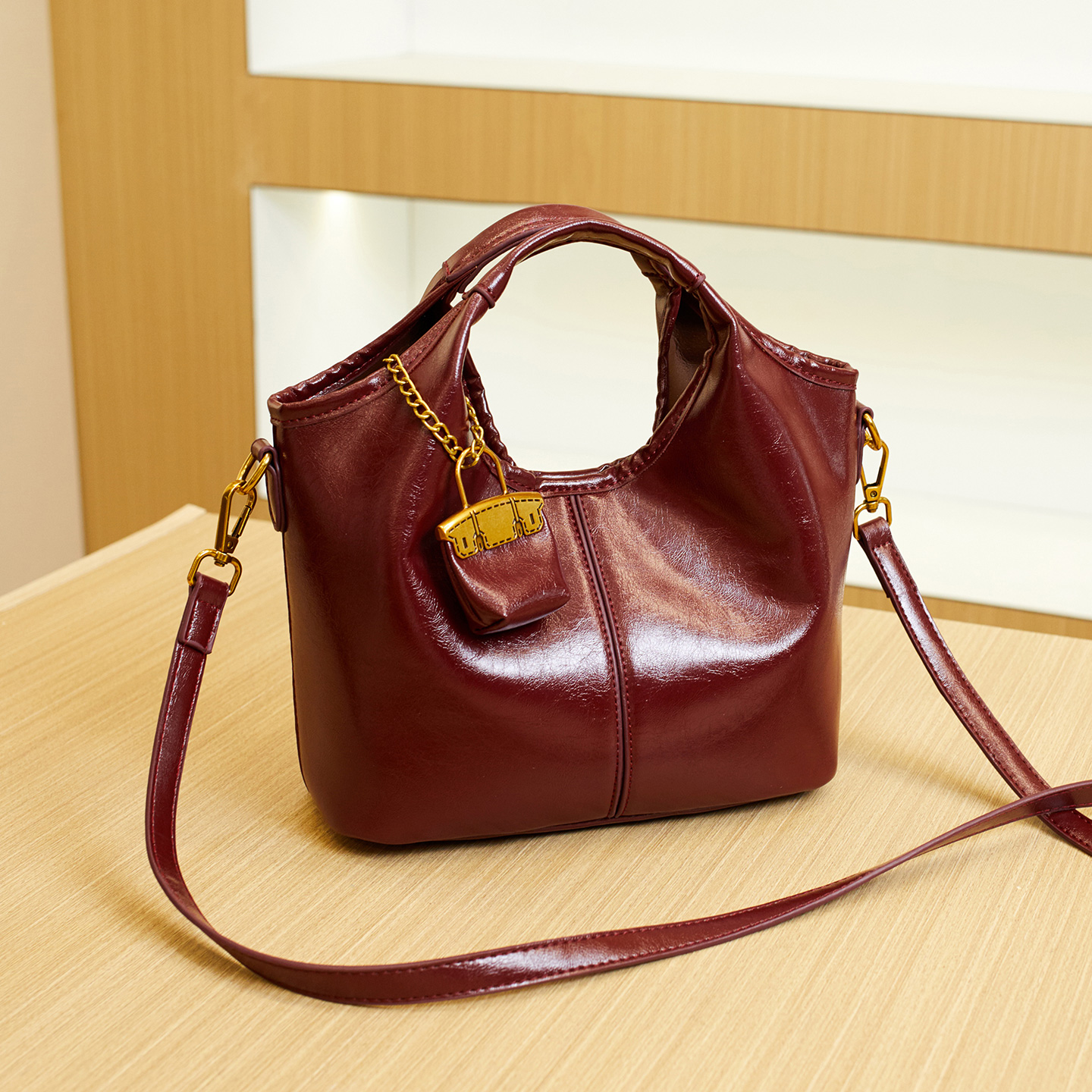 高级手提包软皮复古新款通勤单肩斜挎包时尚托特腋下新娘结婚婚包