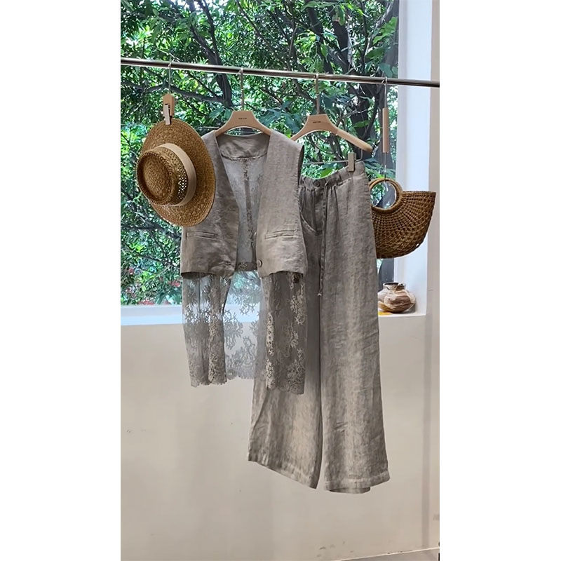 法式蕾丝拼接马甲背心上衣高腰显瘦阔腿裤子两件套女绝美减龄套装