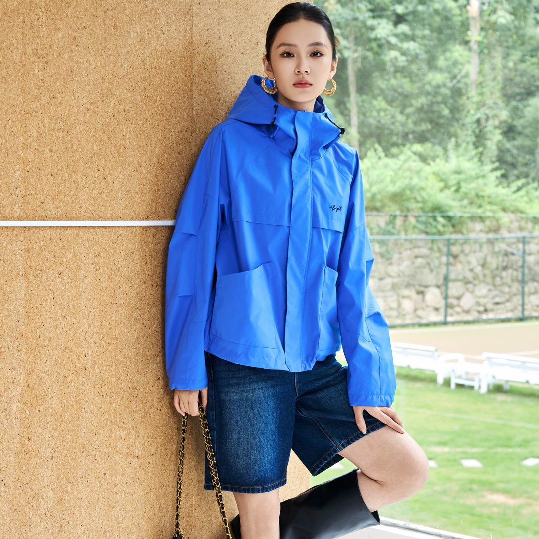 【俪妍】新款星云蓝户外休闲短外套43346-22