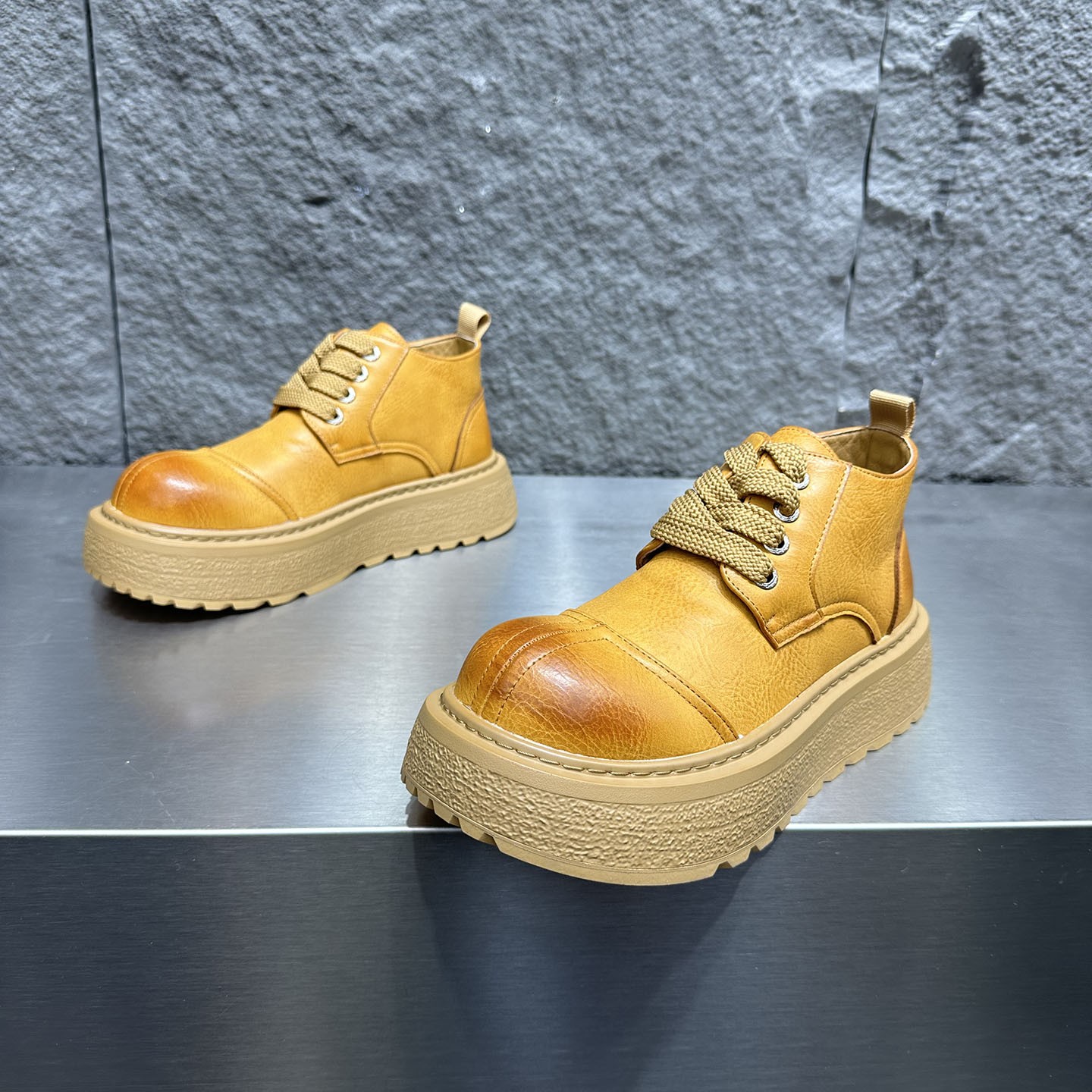 大靴男冬款厚底马丁靴棕色系带高帮鞋增高工装鞋舒适百搭男潮鞋