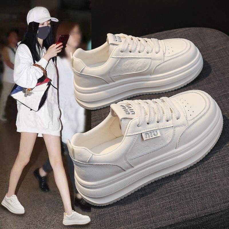 爆款小白鞋女鞋子2025新款秋夏厚底板鞋百搭防滑配裙子增高休闲鞋