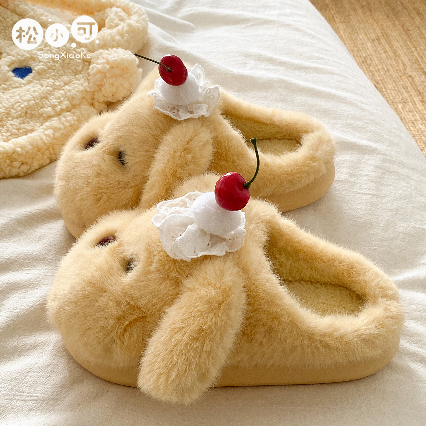 松小可防滑棉拖鞋女新款家居用保暖学生冬季厚底毛毛鞋可爱月子鞋