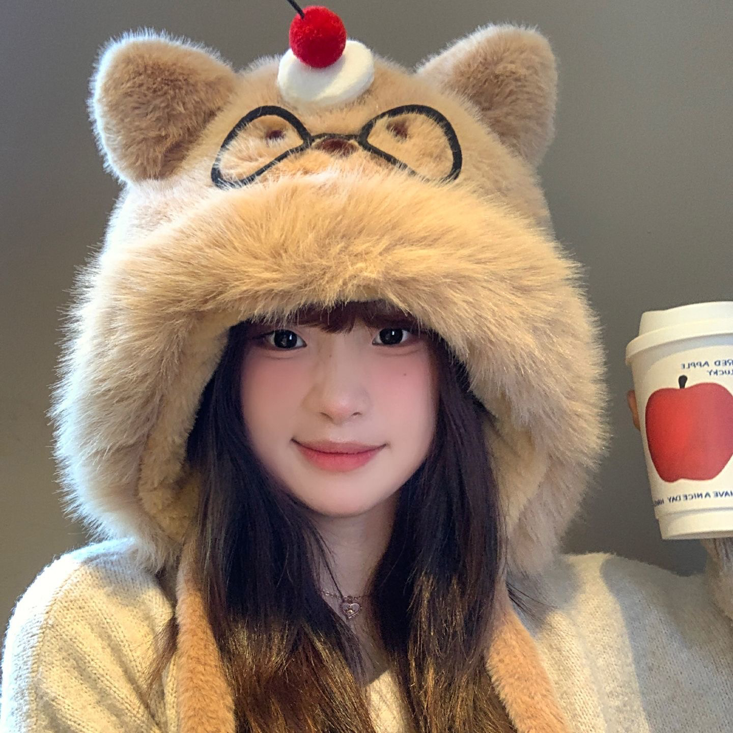 【现货】可爱蛋糕眼镜小熊毛绒帽子女秋冬加绒加厚保暖防寒护耳帽