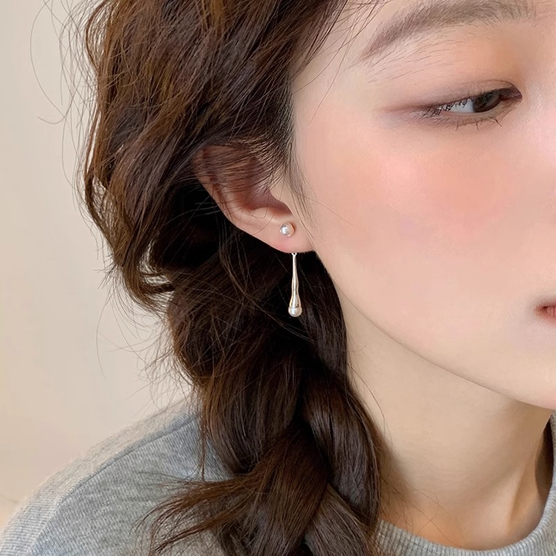 一款两戴水滴耳环女2025新款爆款高级感耳钉小众流苏耳坠耳饰