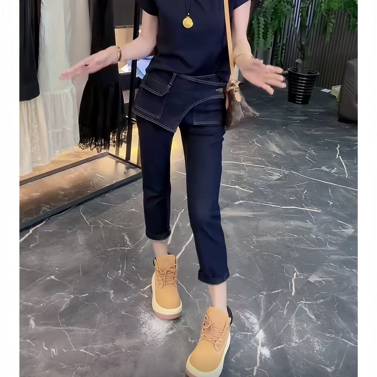 飞芊娅2025春夏季新款弹力小个子牛仔裤女时尚高腰八分直筒烟管裤