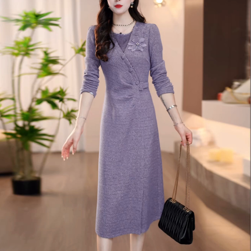 高端时尚优雅减龄连衣裙女士2025秋冬季新款精致洋气中长款裙子