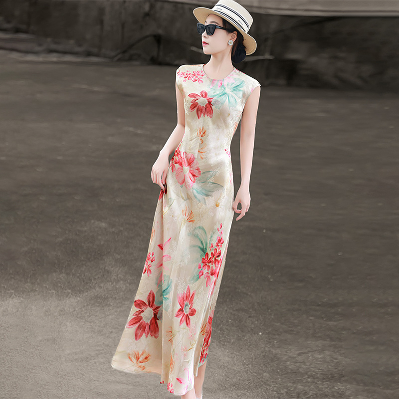 MEXCOCO/兰瑟儿夏新款气质缎面暗纹印花修身包臀连衣裙105XL2774