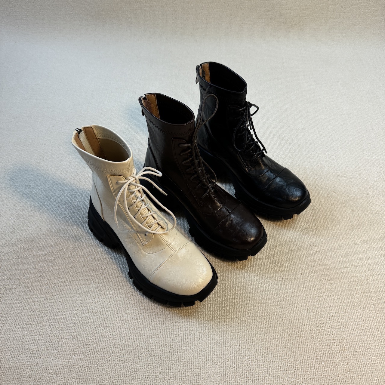 六也「酷飒马丁」英伦风超轻厚底舒适透气后拉链弹力瘦瘦靴女L913