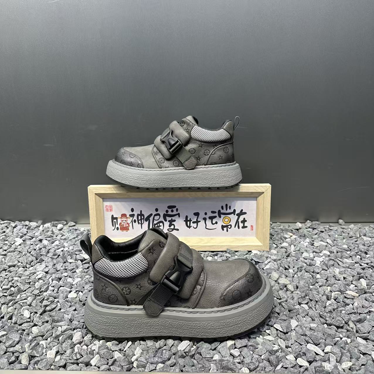 单棉同款男士新款加绒保暖时尚百搭印花搭扣厚底增高潮流休闲鞋