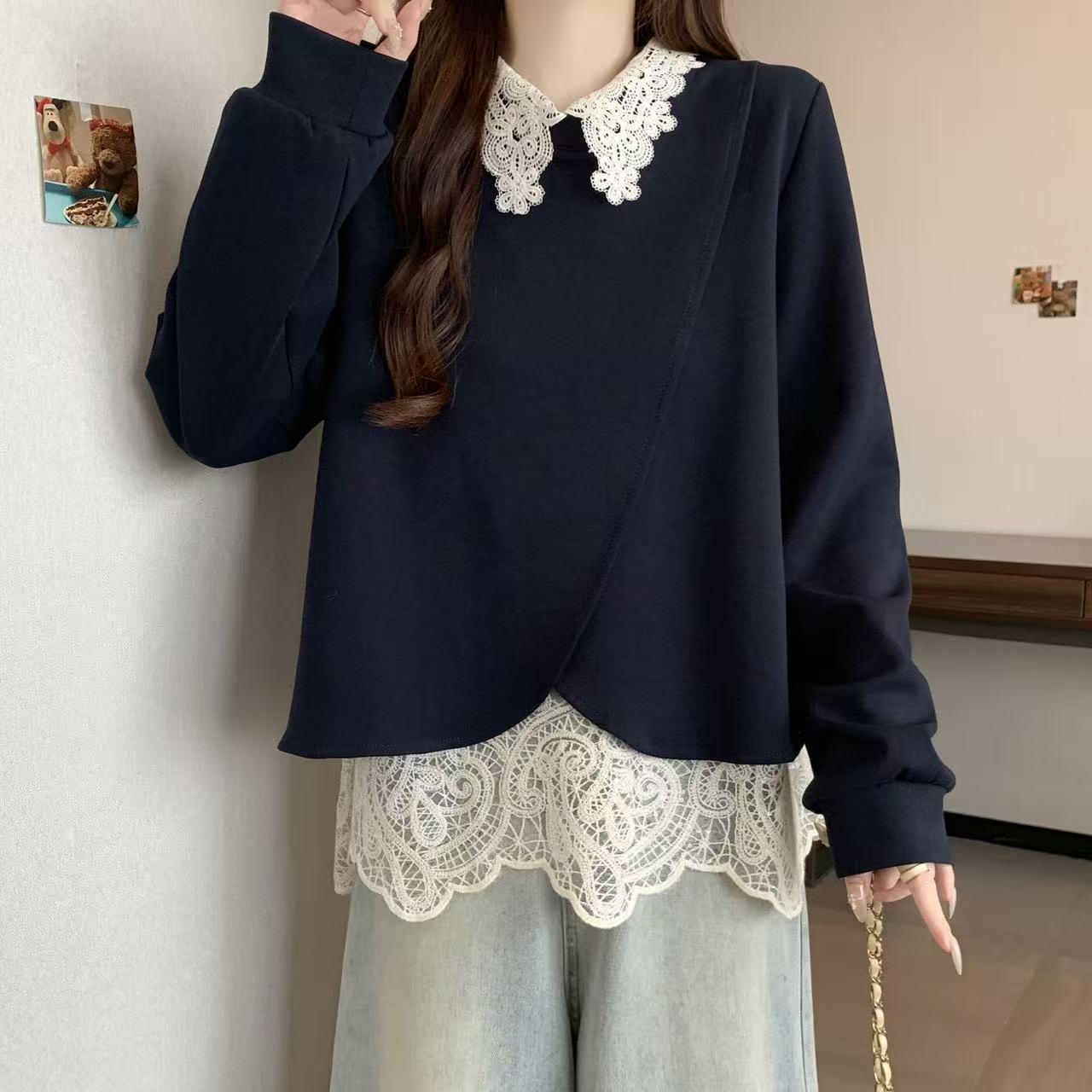 加绒大码假两件娃娃领蕾丝拼接卫衣女秋冬微胖MM宽松显瘦洋气上衣