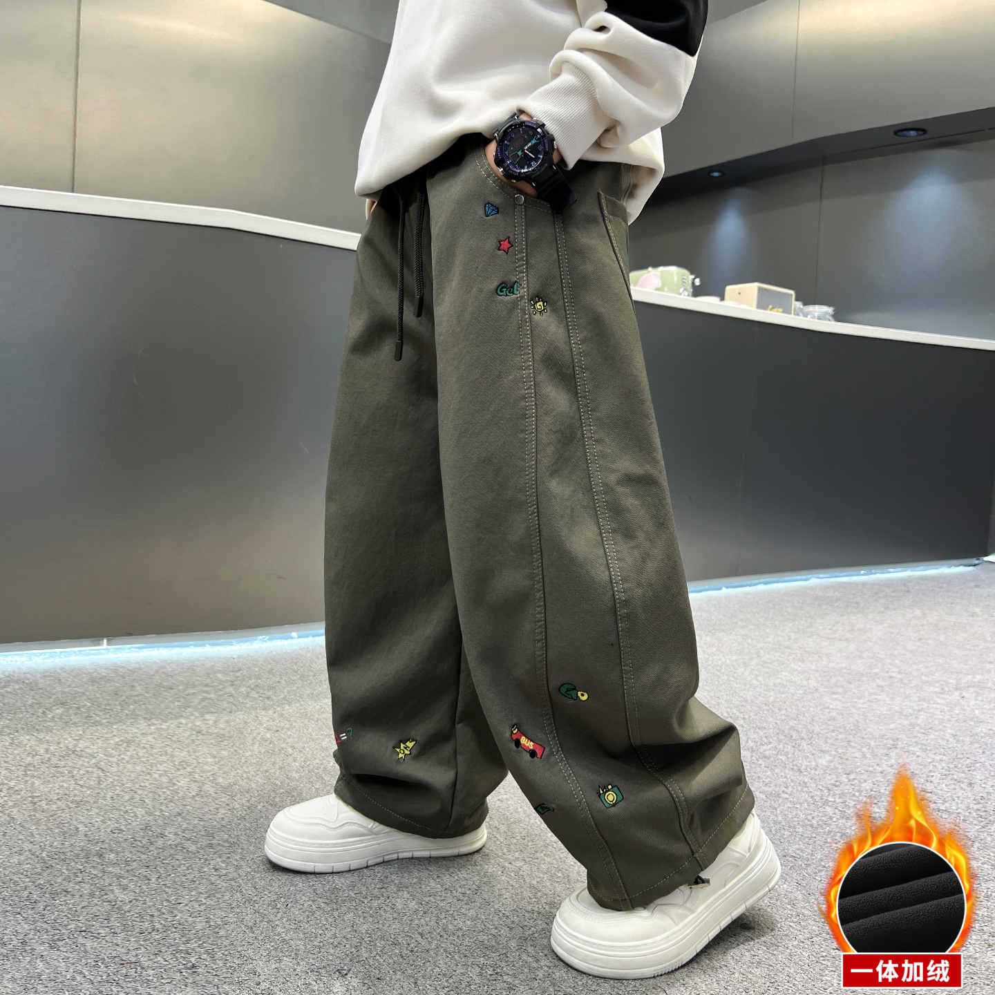 男童加绒裤子2025新款秋冬款一体绒冬季大儿童运动男孩加厚卫裤潮