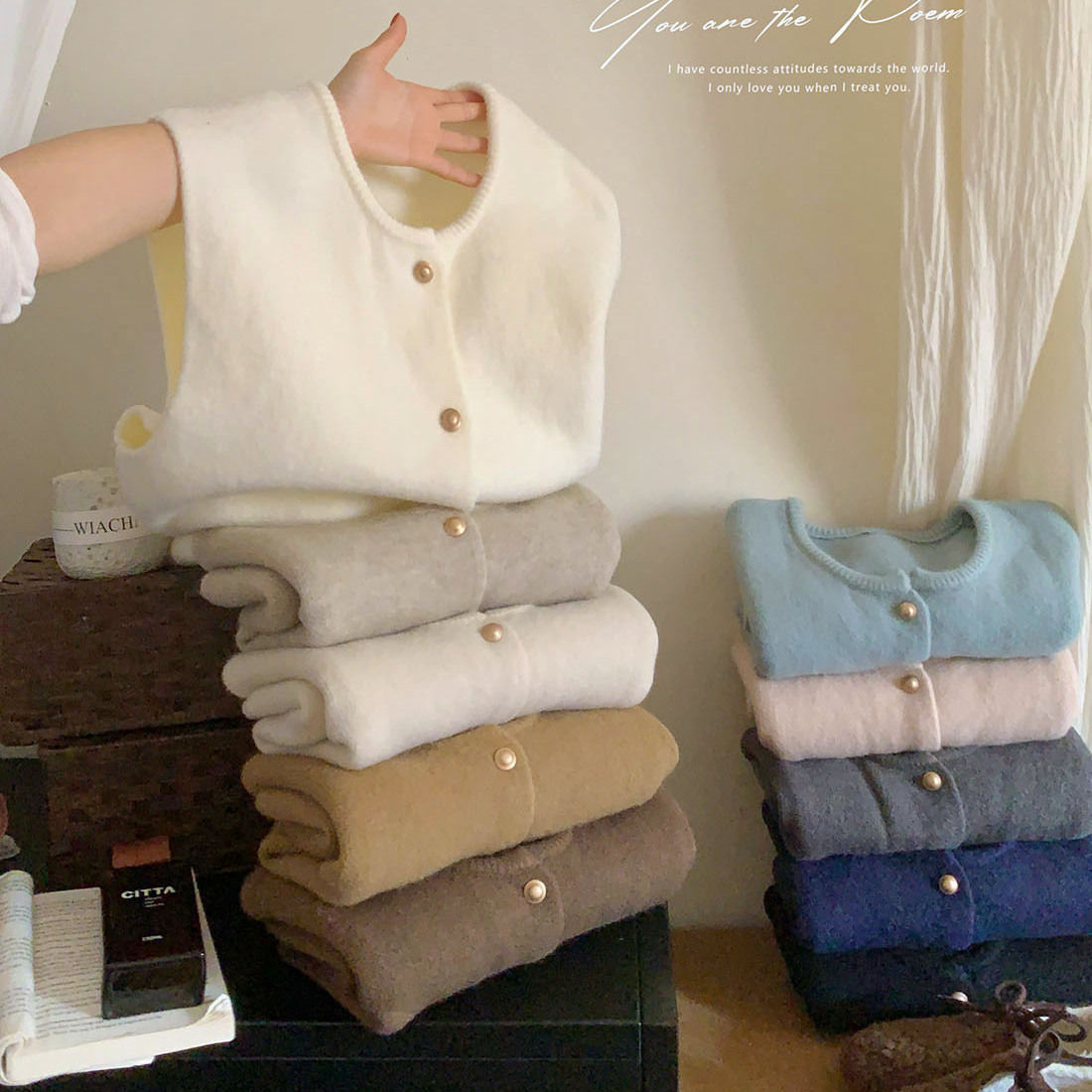 万年经典~小香风金扣针织毛衣马甲背心女冬百搭纯色圆领叠穿马夹