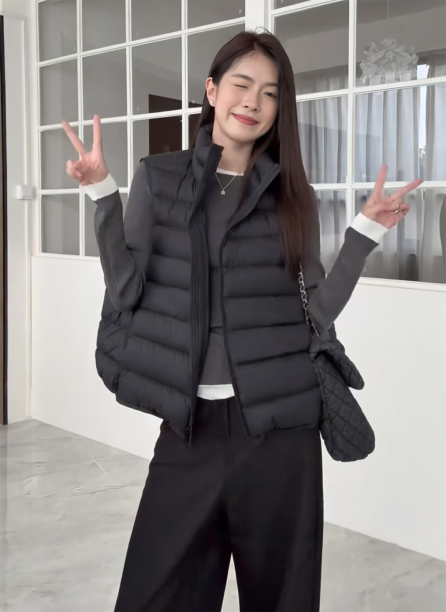 立领白鸭绒马甲女秋冬爆款高级感休闲百搭显瘦排骨羽绒外穿马夹