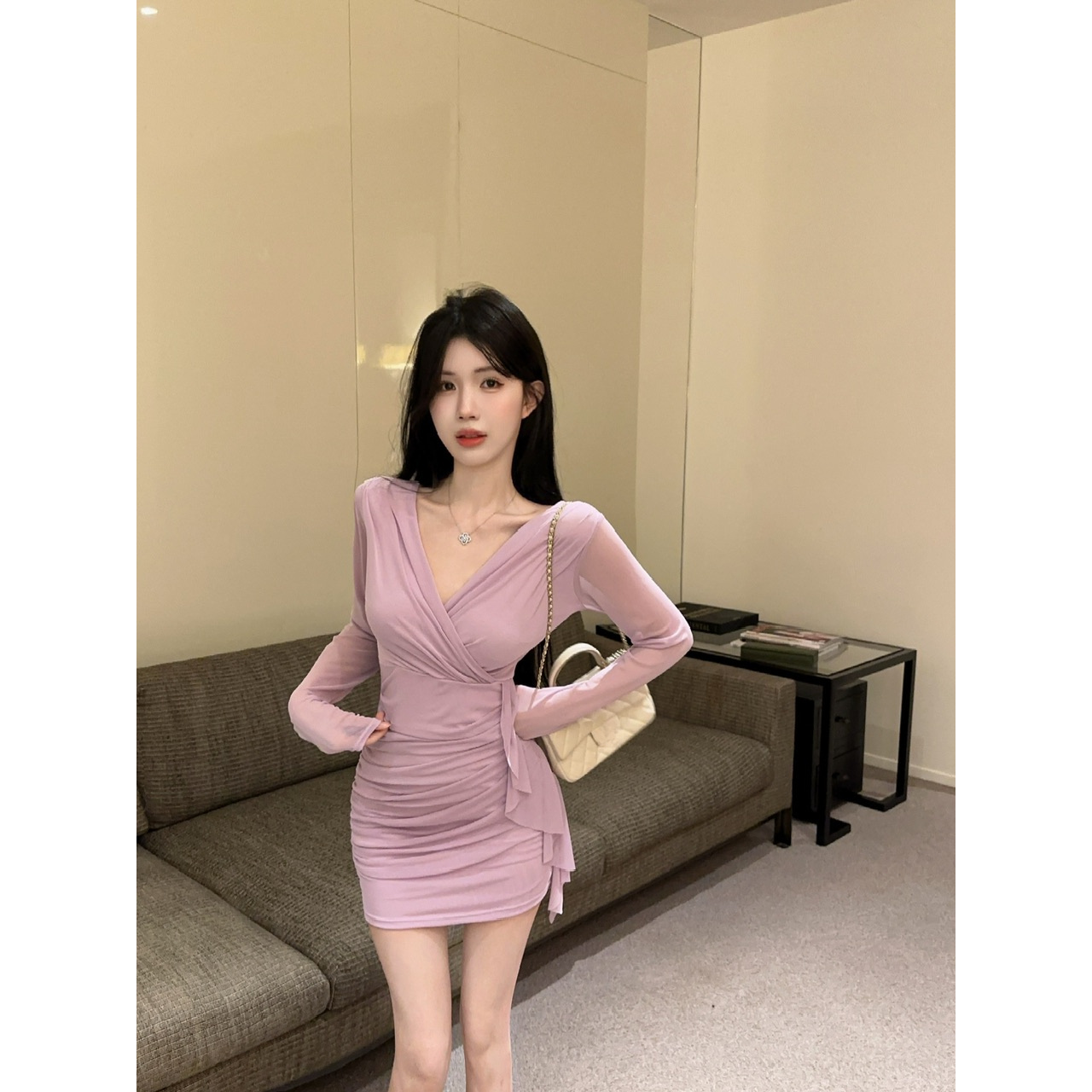 辣妹性感交叉深V领网纱飘带长袖连衣裙女秋季新款收腰褶皱包臀裙