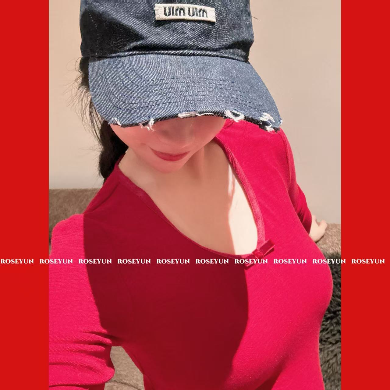 【Rose Yun】丝绒蝴蝶结肌理感V领收腰显瘦T恤  JY125084