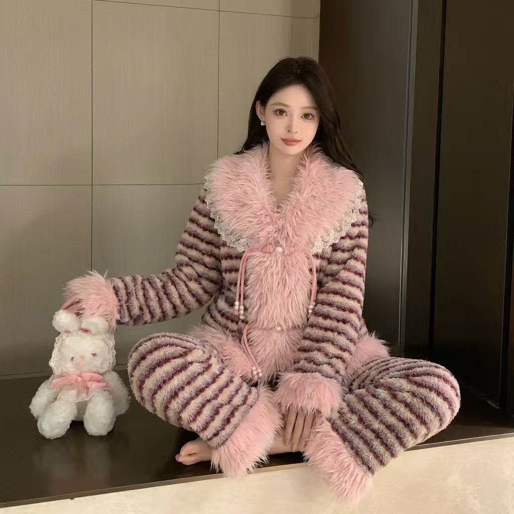 彭裳裳【粉黛流云】冬装上新女士潮流保暖绒加厚睡衣舒适百搭居家服